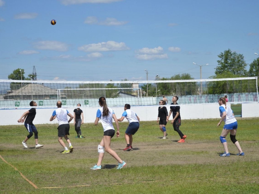 Ежегодный турнир по парковому волейболу прошел в Чите 